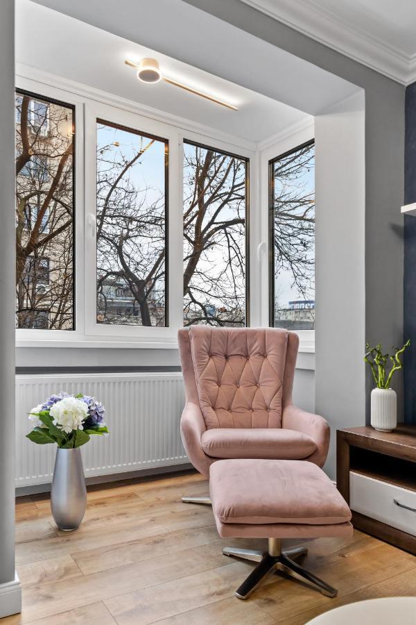 Comfort By Art City Boekarest Buitenkant foto